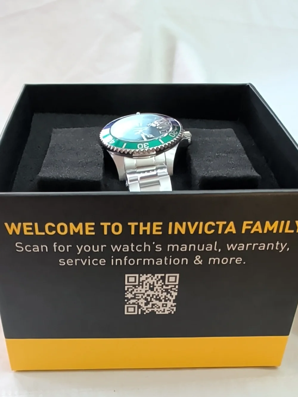 NWT Women's Invicta Pro Diver Stainless Steel Watch – Green Dial & Bezel 34mm